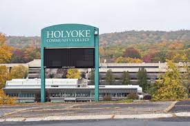 JFS Collaborates with Holyoke Community College to Welcome New Human Service Interns